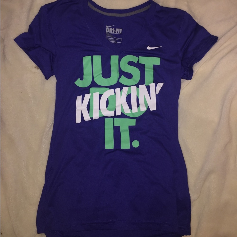 Nike Dri-Fit Graphic Tee
